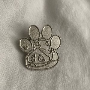 Disney Lion King Pumba Warthog Pawprint Character Pin
